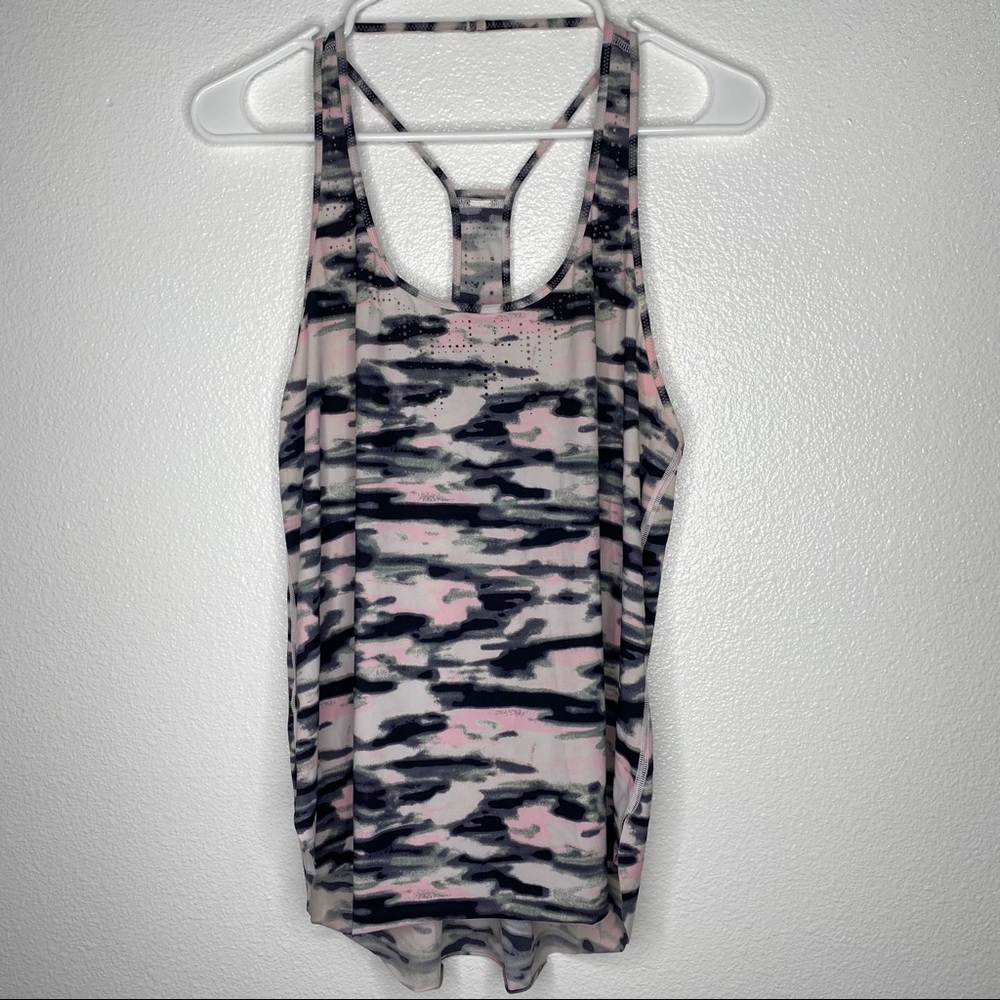 Lululemon Water Bound Singlet Barely Pink Gray Camo Tank Top Women's 8 ?